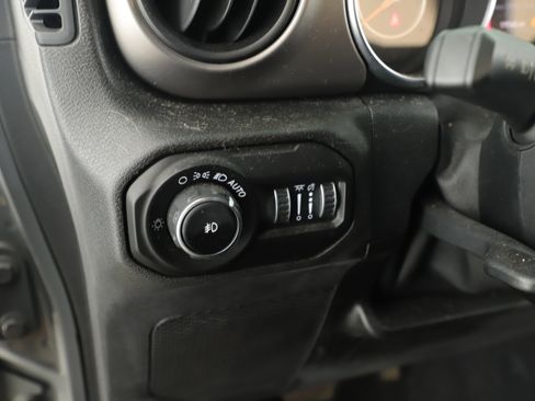 Certified 2019 Jeep Wrangler Sport image 8