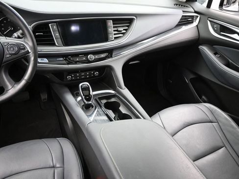 Used 2021 Buick Enclave Premium w/ Sun and Sites Package image 18