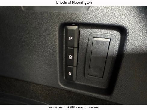 New 2026 Lincoln Aviator AWD image 25