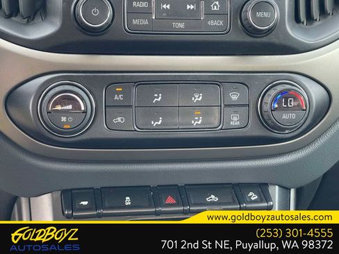 Used 2015 Chevrolet Colorado Z71 AWD/4WD image 38