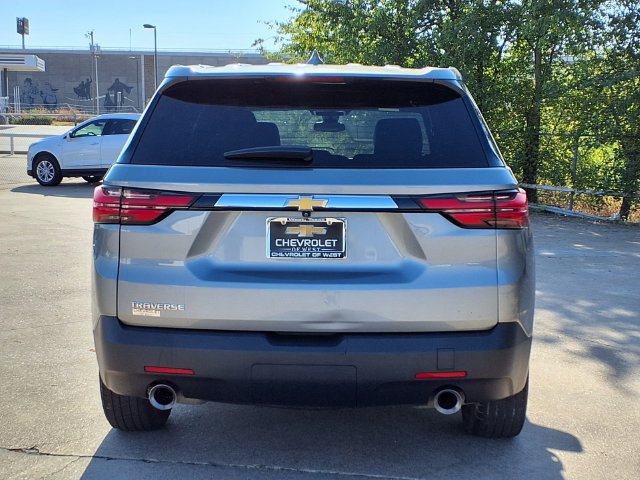 Used 2023 Chevrolet Traverse LS FWD image 6