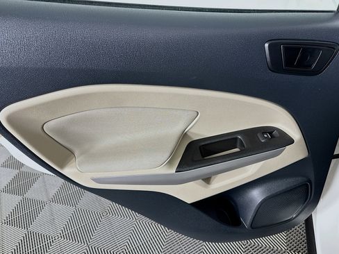 Used 2018 Ford EcoSport S image 24