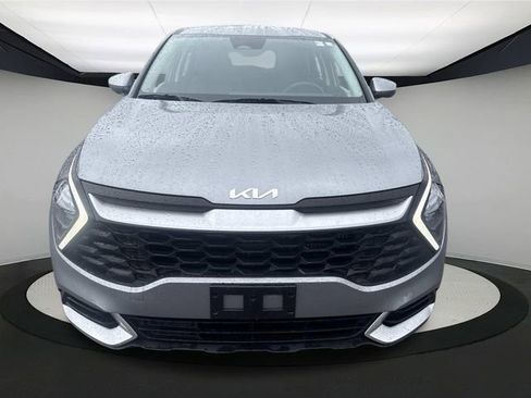 Used 2023 Kia Sportage LX image 12