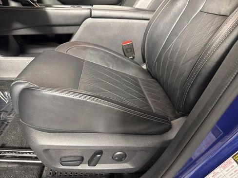 Used 2023 Nissan Rogue Platinum w/ Platinum Premium Package image 17