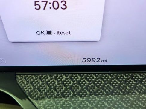 Used 2025 Genesis GV80 3.5T e-SC image 40