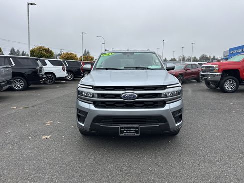 Used 2024 Ford Expedition XLT image 8