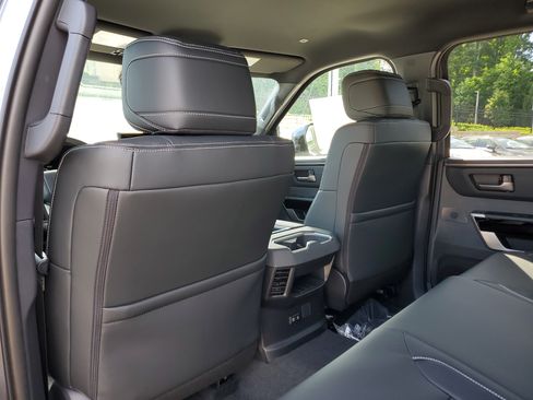 New 2026 Toyota Tundra Limited AWD/4WD image 11
