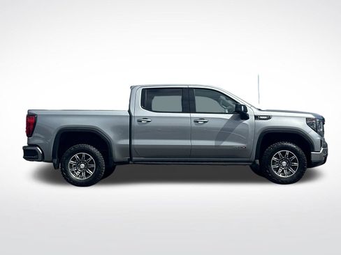 Used 2024 GMC Sierra 1500 AT4 w/ AT4 Premium Package AWD/4WD image 2