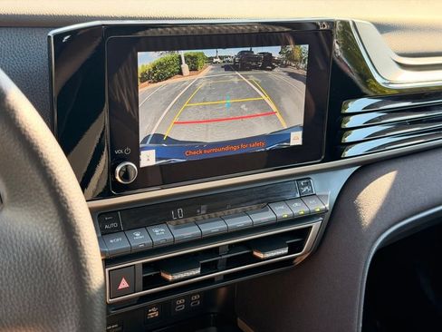 Used 2026 Toyota Camry LE FWD image 32