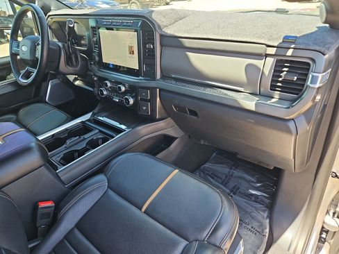 Certified 2024 Ford F350 Platinum w/ FX4 Off-Road Package AWD/4WD image 28