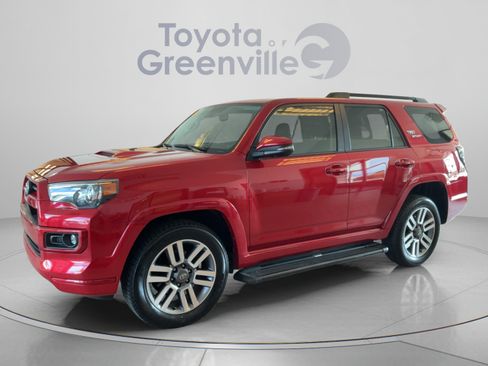 Used 2022 Toyota 4Runner TRD Sport w/ Technology Package AWD/4WD image 2