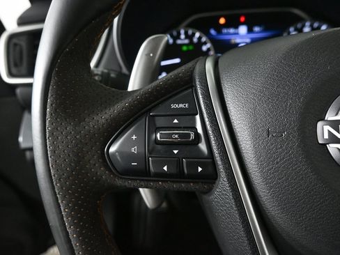 Used 2023 Nissan Maxima SR w/ Sport Mat Group image 9