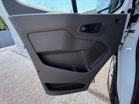 Used 2024 Ford Transit 350 XLT RWD image 47