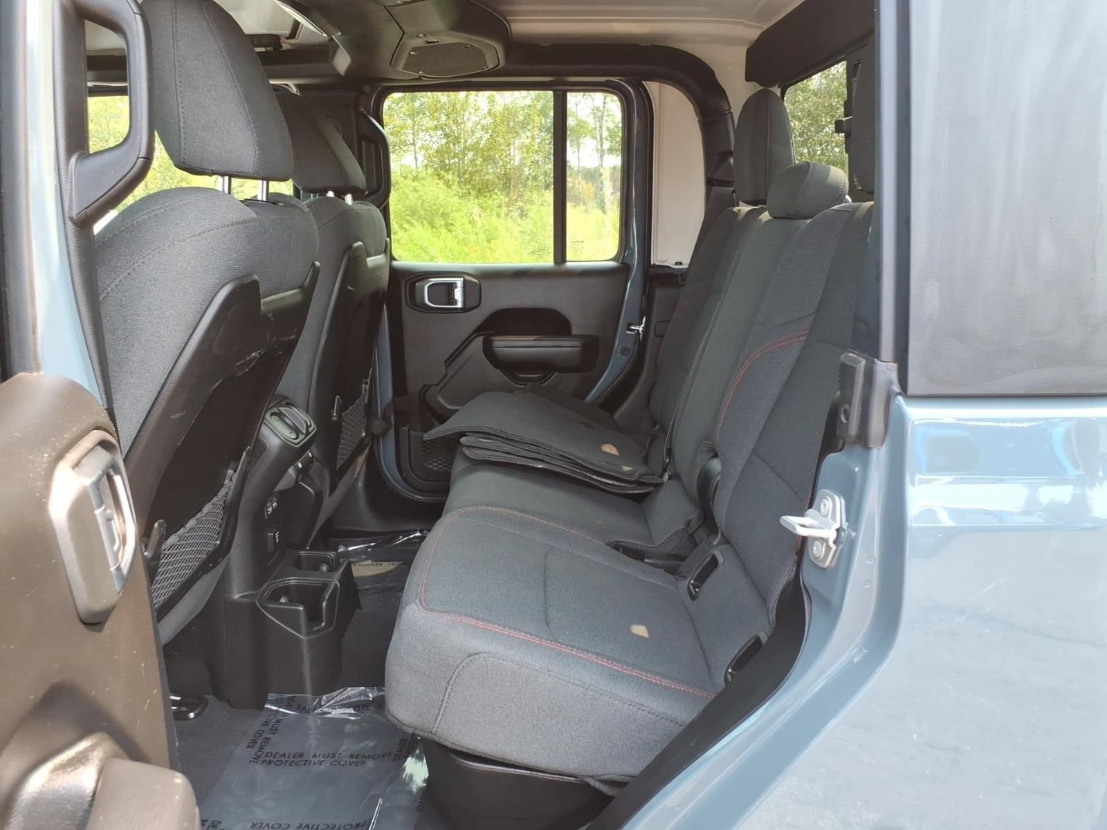 Used 2026 Jeep Gladiator Rubicon AWD/4WD image 19