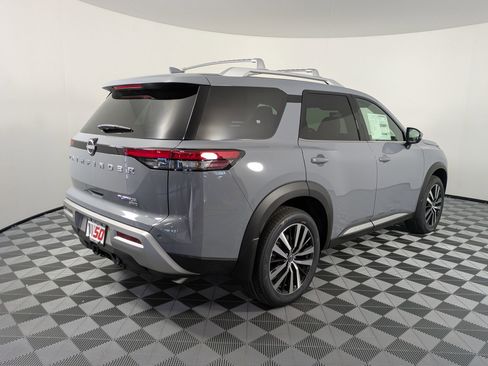 New 2025 Nissan Pathfinder Platinum w/ Cargo Package image 33