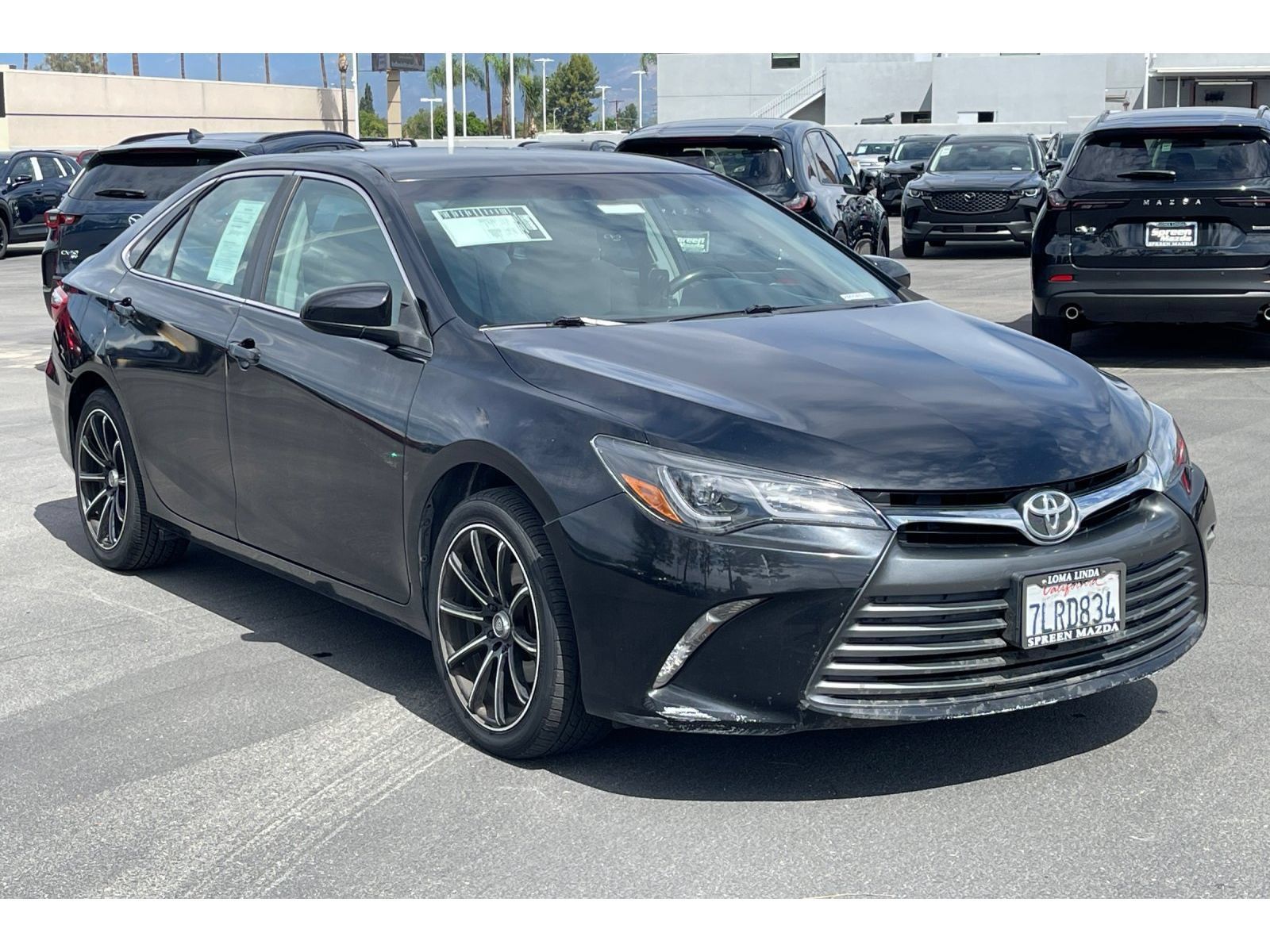 Used 2015 Toyota Camry LE FWD image 8