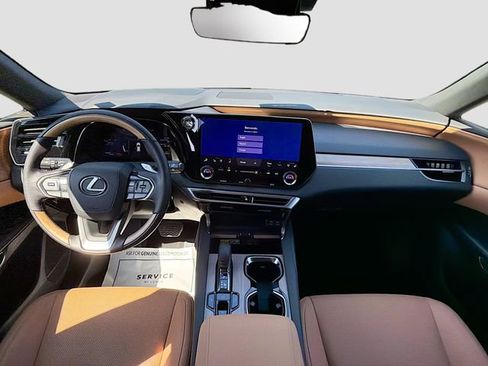 Used 2025 Lexus RX 350 Premium image 17