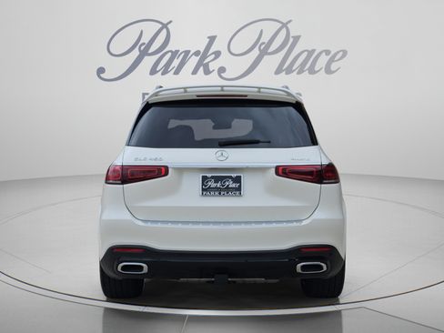 Used 2022 Mercedes-Benz GLS 450 4MATIC image 4