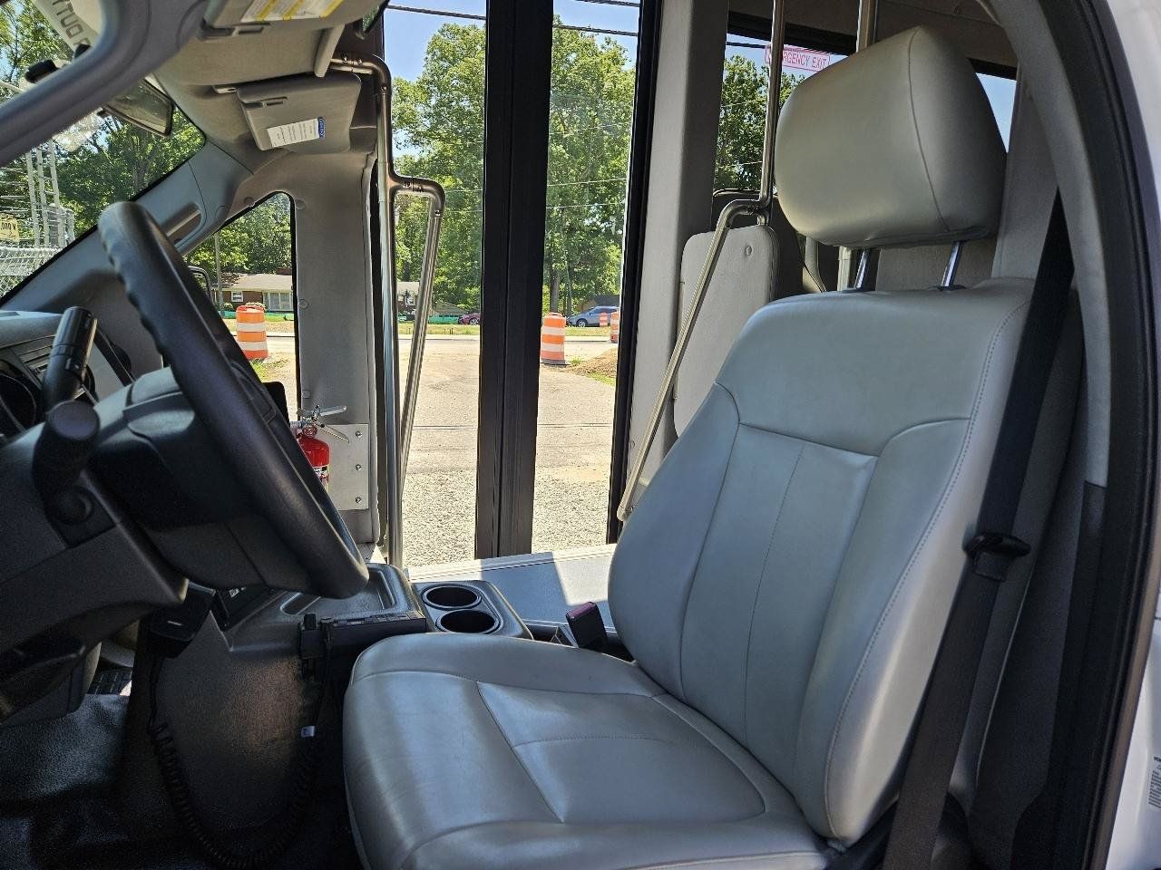 Used 2012 Ford F450 XL w/ PWR Equipment Group RWD image 11
