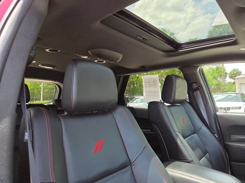 Used 2023 Dodge Durango GT RWD image 16
