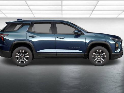 New 2026 Chevrolet Equinox LT w/ Convenience Package II AWD/4WD image 19