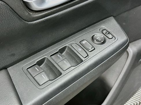Used 2024 Honda CR-V EX image 15