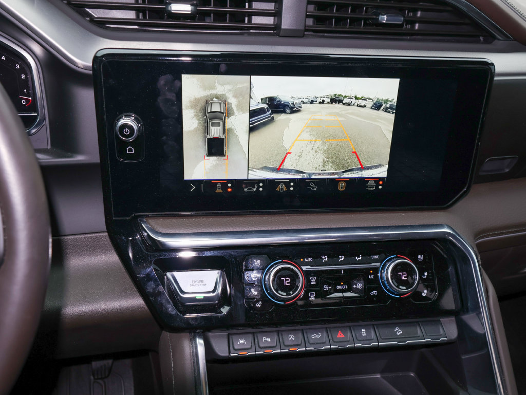 Used 2025 GMC Sierra 1500 Denali AWD/4WD image 16
