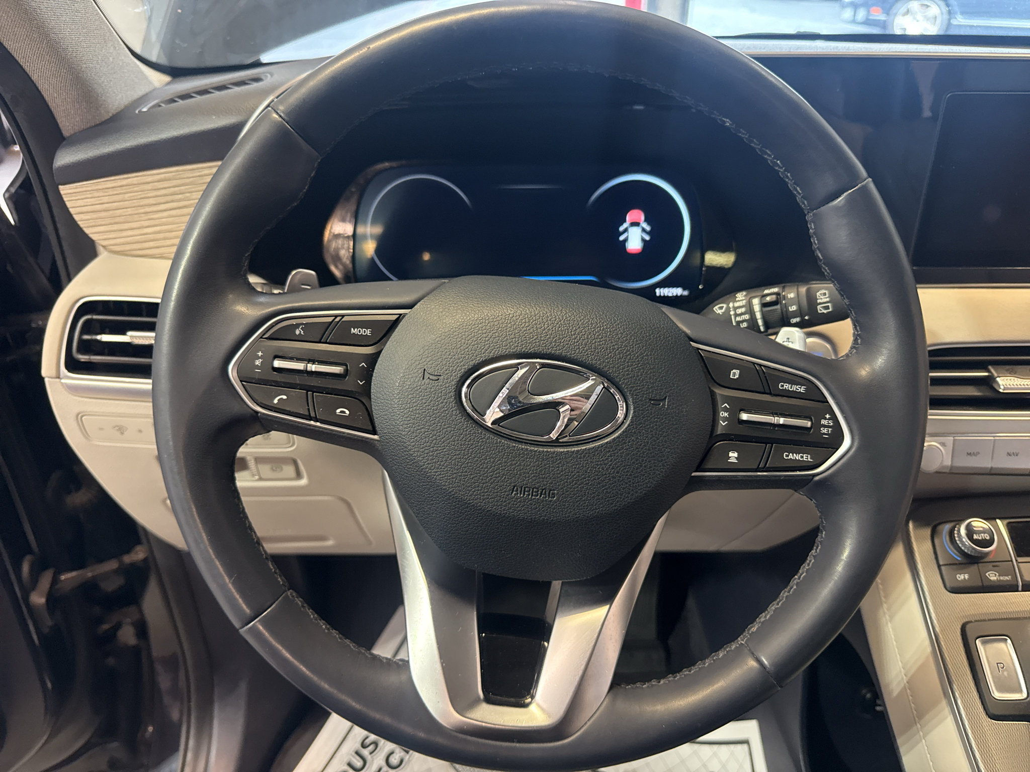 Used 2021 Hyundai Palisade Limited w/ Cargo Package AWD/4WD image 18
