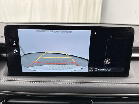 Certified 2025 Genesis G70 2.5T image 17