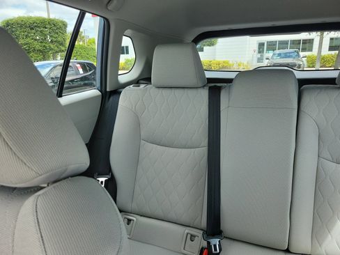 Used 2025 Toyota Corolla Cross L FWD image 20