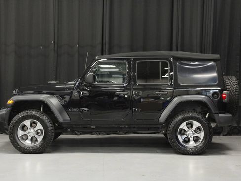 Used 2022 Jeep Wrangler Unlimited Sport AWD/4WD image 2