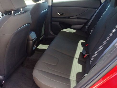 New 2025 Hyundai Elantra Blue image 20