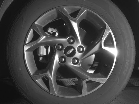 Used 2025 Chevrolet Trax LT w/ LT Convenience Package FWD image 12