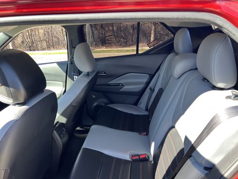 Used 2021 Nissan Kicks SR w/ SR Premium Package image 26