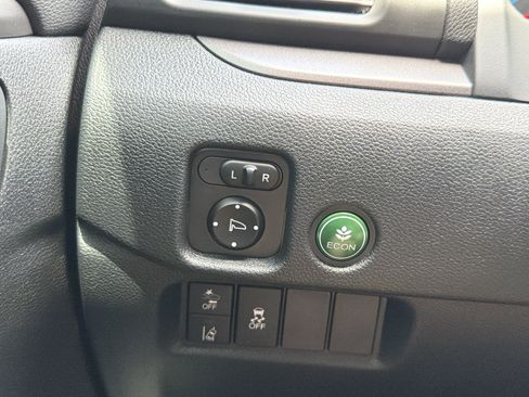 Used 2021 Honda Pilot EX-L image 12