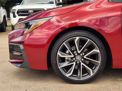 Used 2022 Toyota Corolla SE FWD image 5