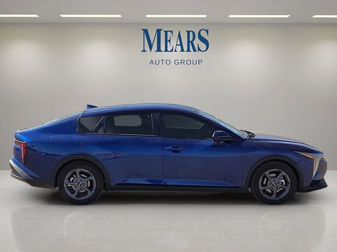 Used 2025 Kia K4 LXS image 6