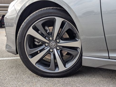 Certified 2025 Acura TLX w/ Technology Package image 31