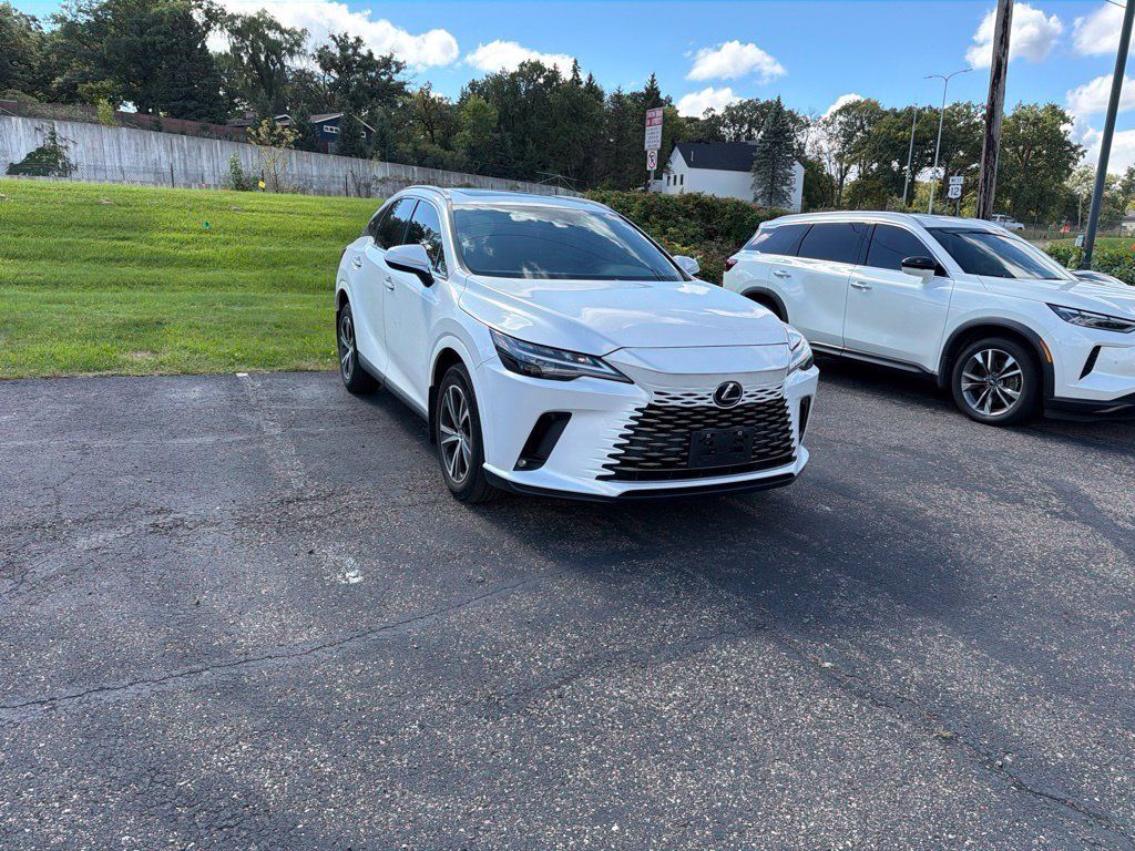 Used 2023 Lexus RX 350 Premium w/ Accessory Package AWD/4WD image 15
