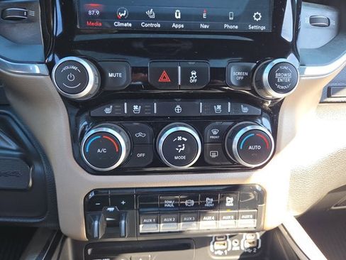 Used 2019 RAM 2500 Laramie image 18