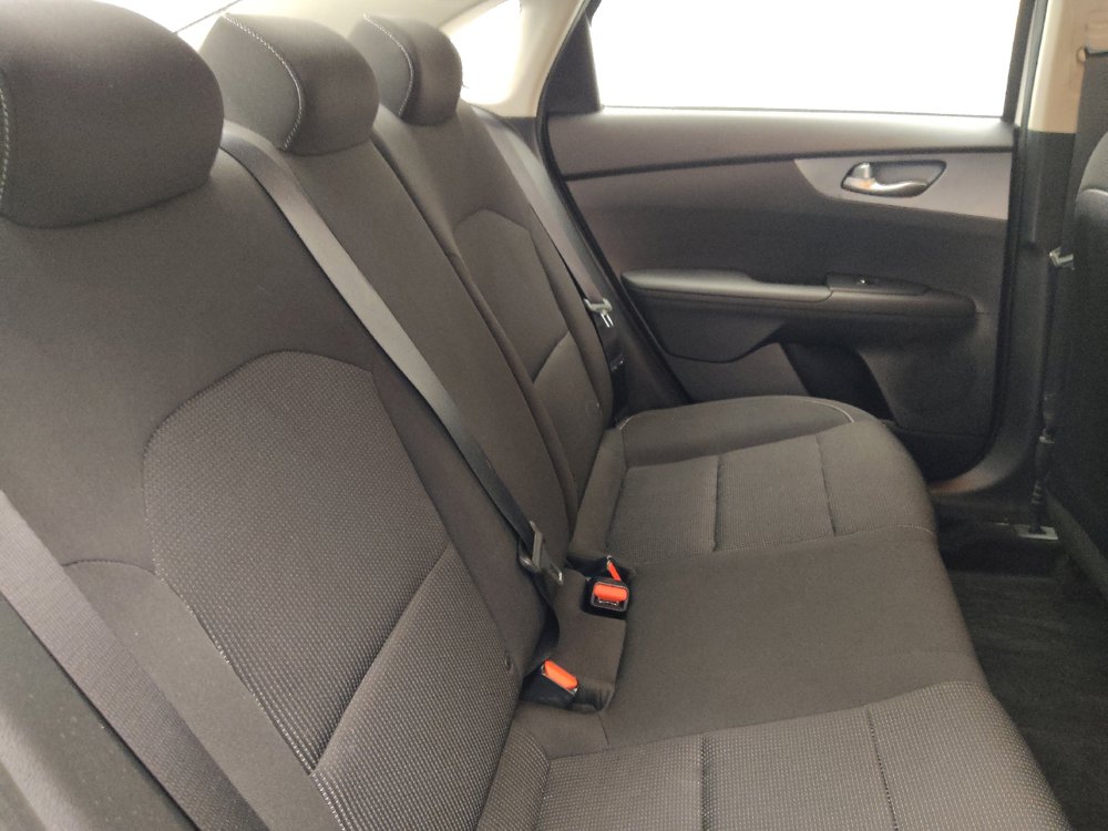 Used 2021 Kia Forte LXS FWD image 19