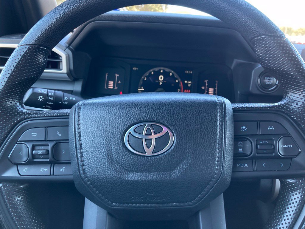 Used 2024 Toyota Tacoma SR5 AWD/4WD image 18