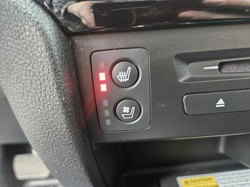 Used 2020 Honda Pilot Touring image 21