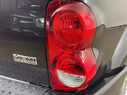 Used 2006 Dodge Durango Limited w/ Travel Convenience Group RWD image 33