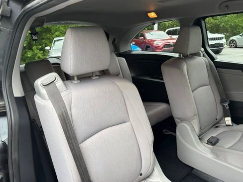 Used 2019 Honda Odyssey LX image 30