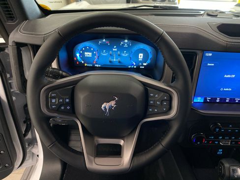 New 2025 Ford Bronco Outer Banks image 18