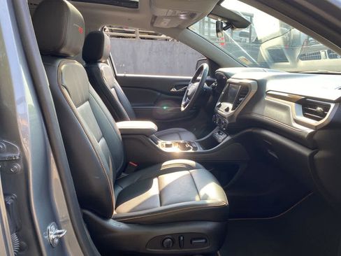 Used 2021 GMC Acadia AT4 w/ Technology Package AWD/4WD image 18