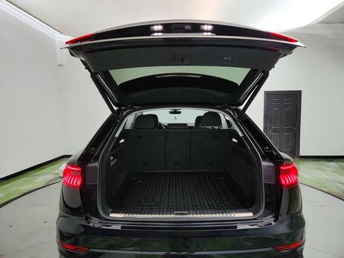 Used 2019 Audi Q8 Prestige w/ Year 1 Package AWD/4WD image 32