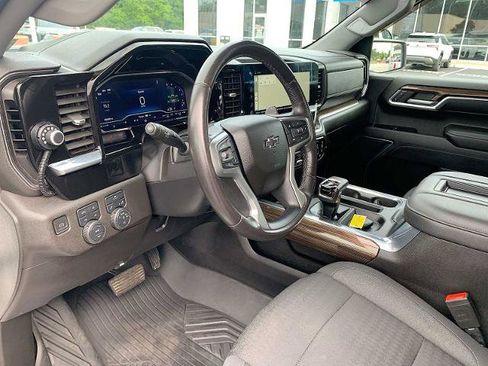 Certified 2022 Chevrolet Silverado 1500 RST AWD/4WD image 10