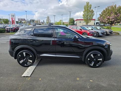 New 2026 Nissan Kicks SR FWD image 4